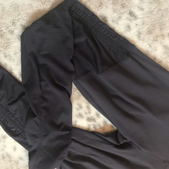 FABLETICS black mesh leggings - Picture 4 of 4